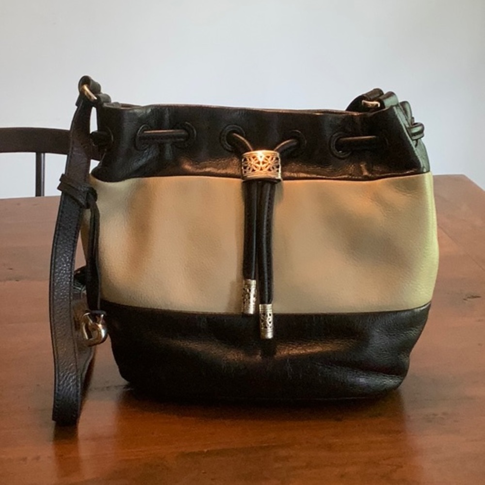 Brighton Hobo Bag in Black and Biscuit